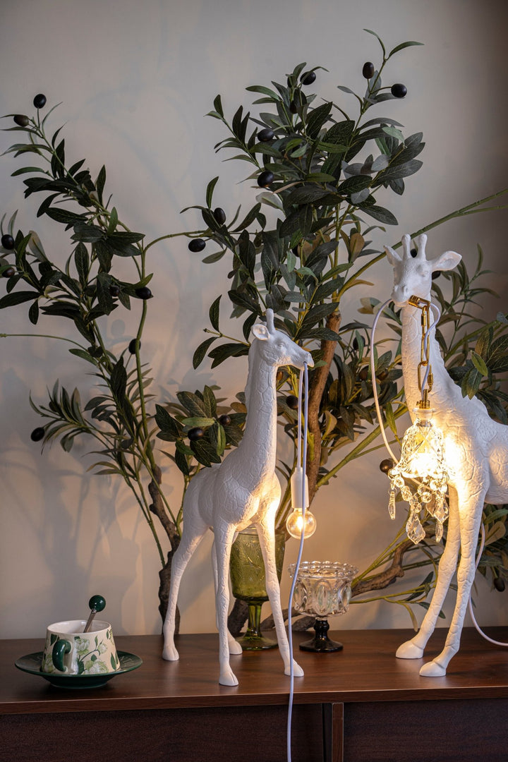 Giraffe Royale Sculpture Floor Lamp - Vakkerlight