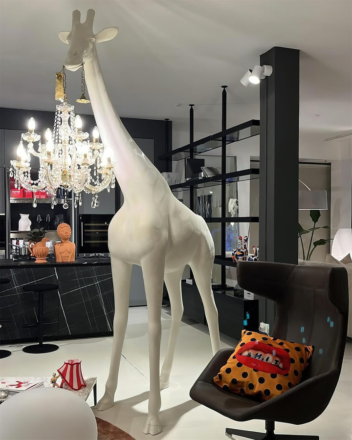 Giraffe Sculpture Floor Lamp - Vakkerlight