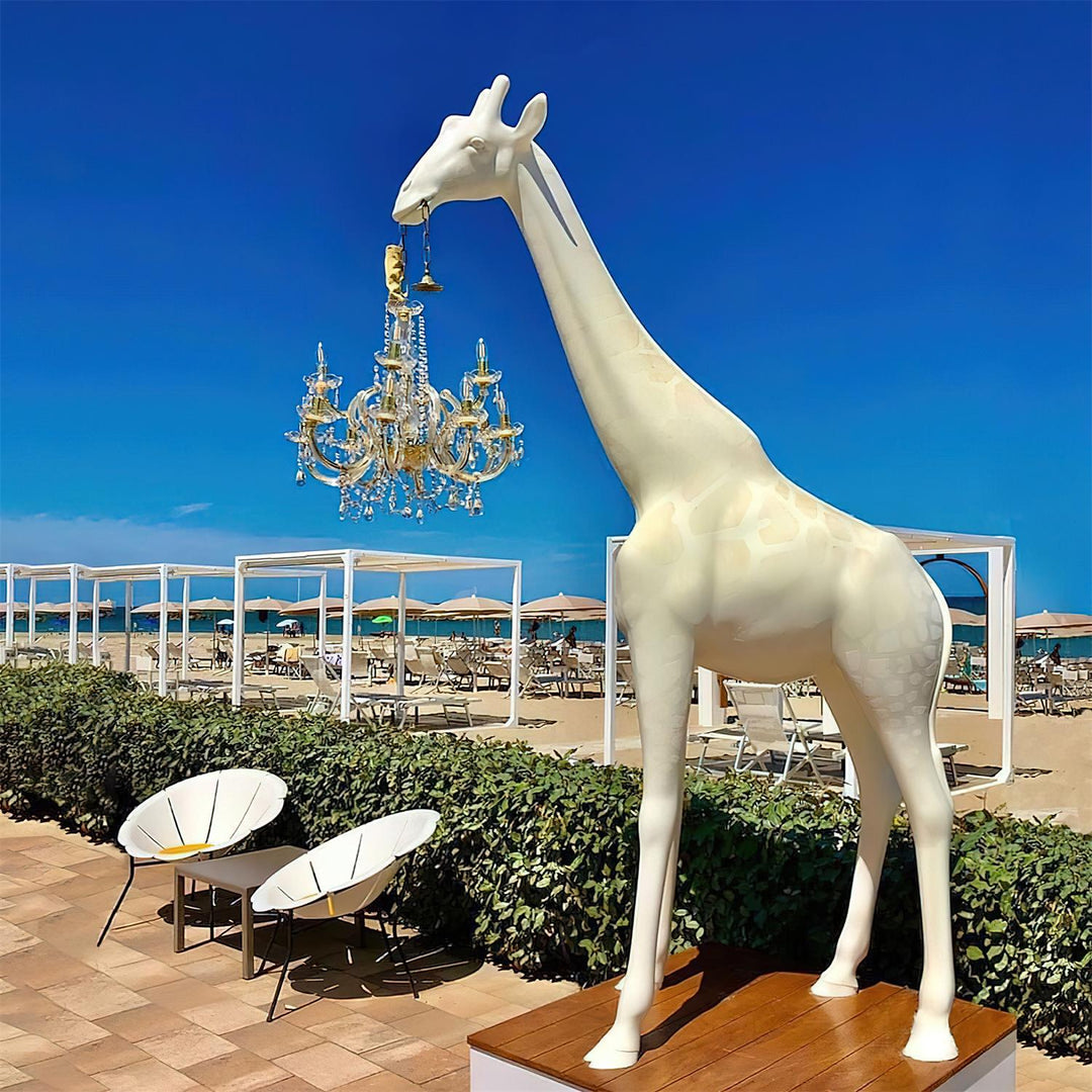 Giraffe Sculpture Floor Lamp - Vakkerlight