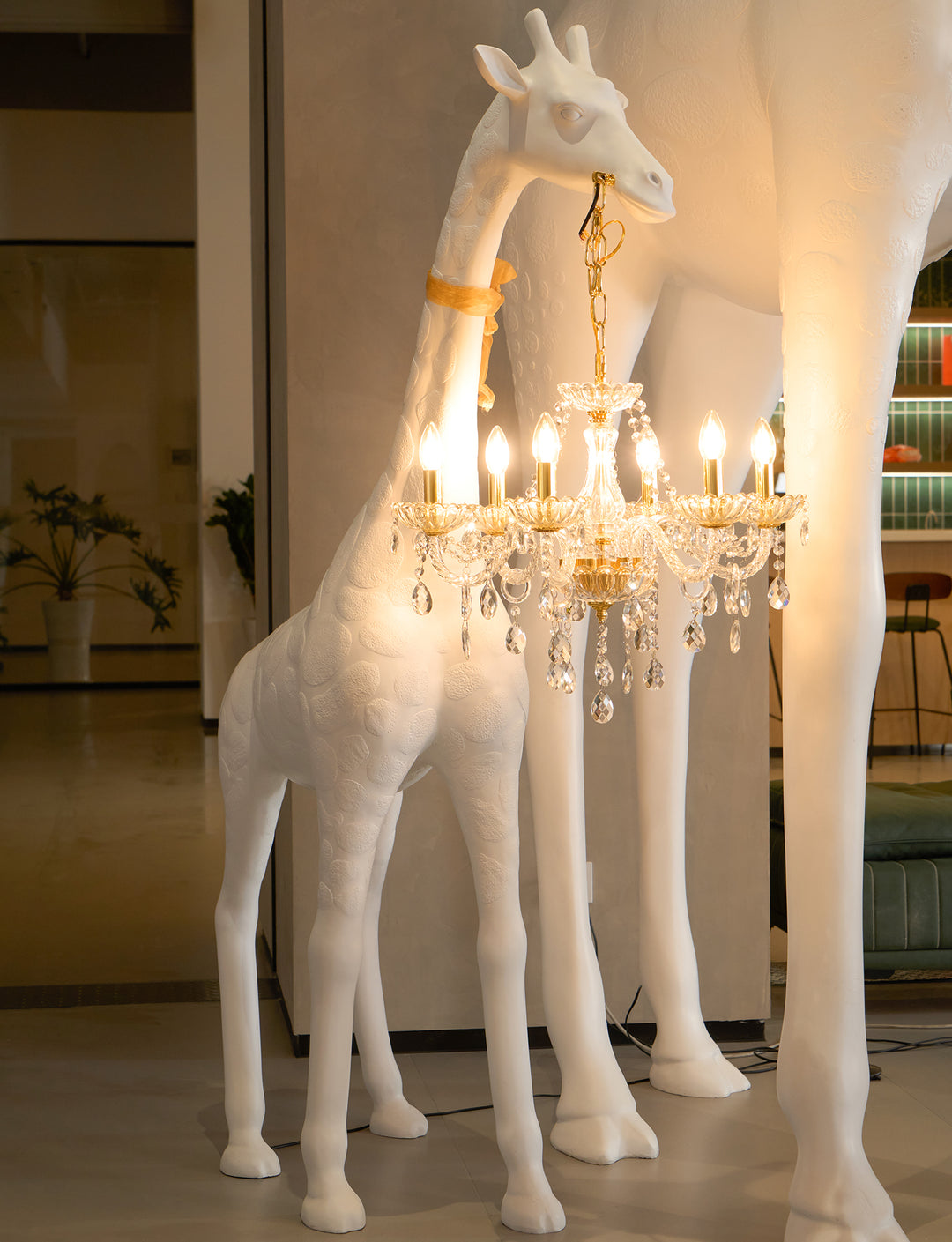 Giraffe Sculpture Floor Lamp - Vakkerlight