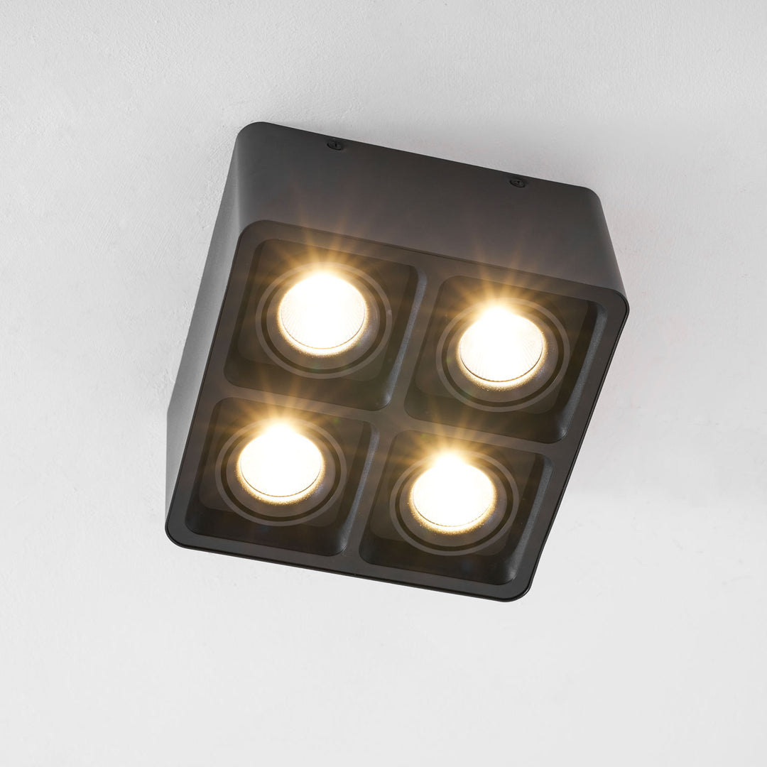 Giyan Surface Spotlight - Vakkerlight