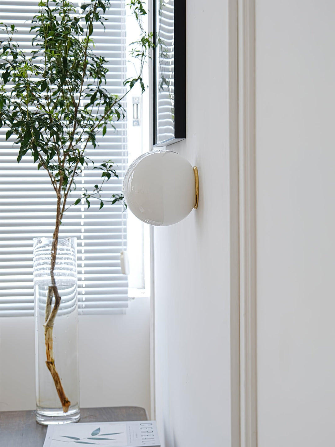 Glass Mini Orb Wall Lamp - Vakkerlight