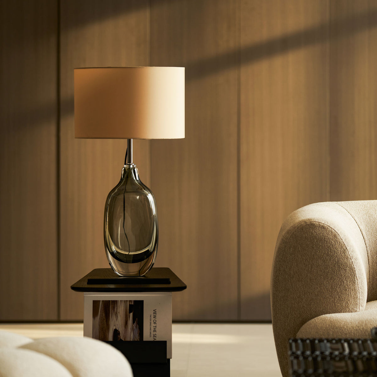 Glazed crystal table lamp