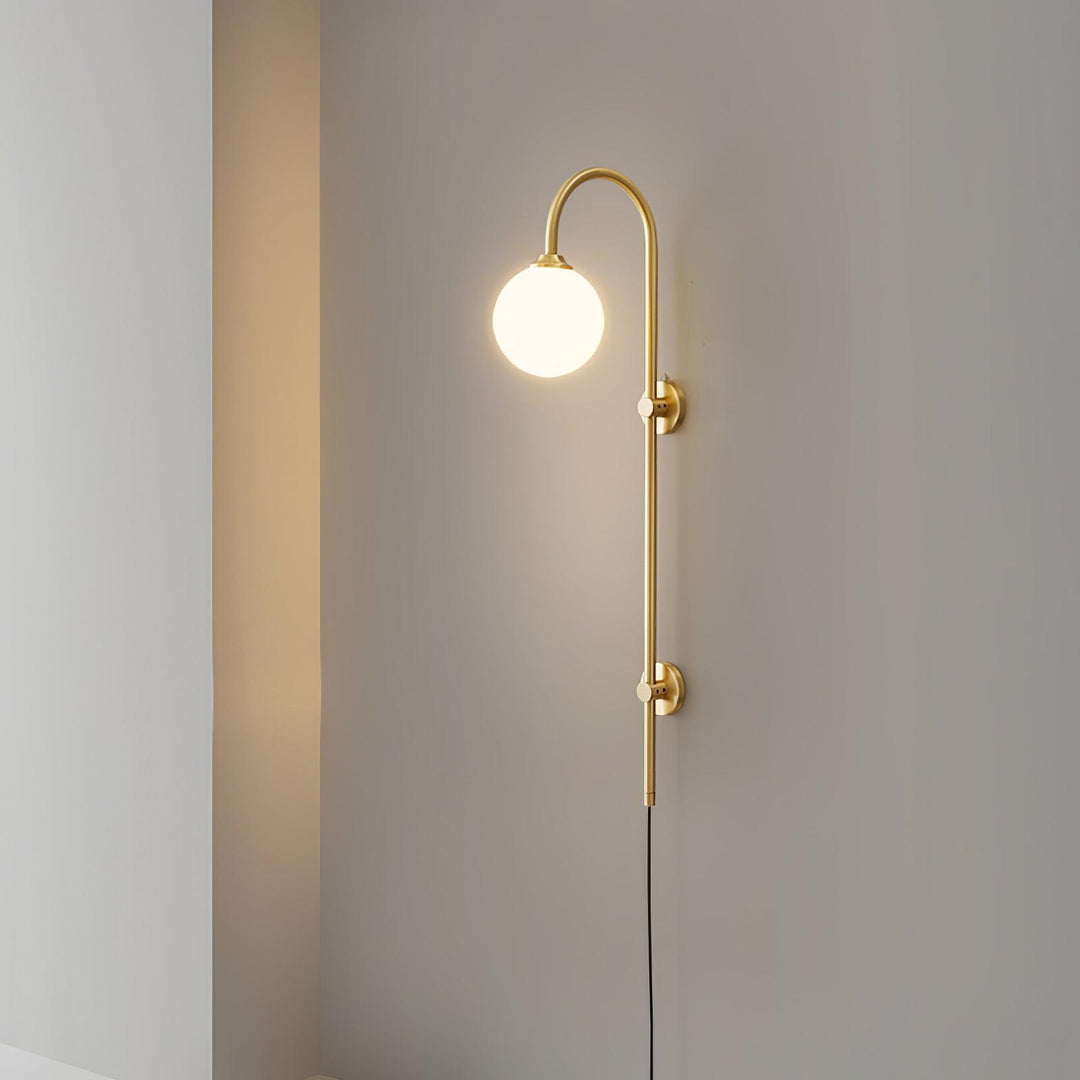 Globe Brass Wall Sconce - Vakkerlight