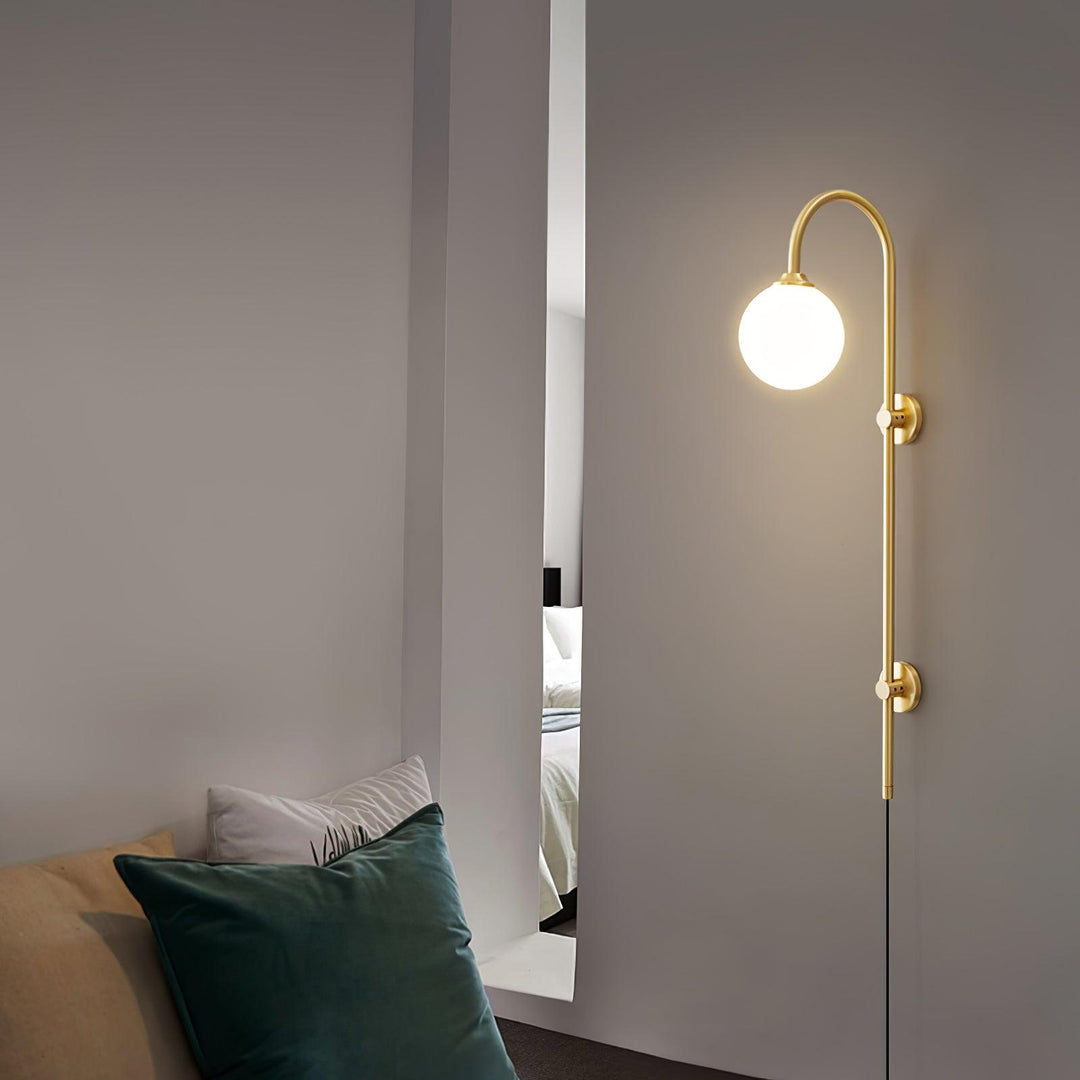 Globe Brass Wall Sconce - Vakkerlight