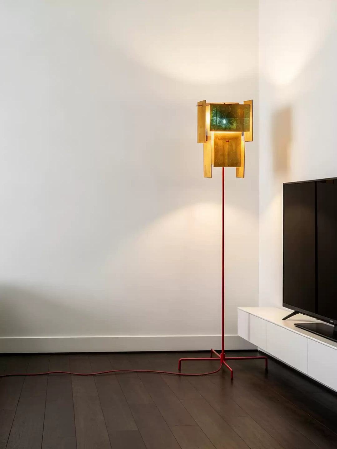 Gold Gallery Floor Lamp - Vakkerlight