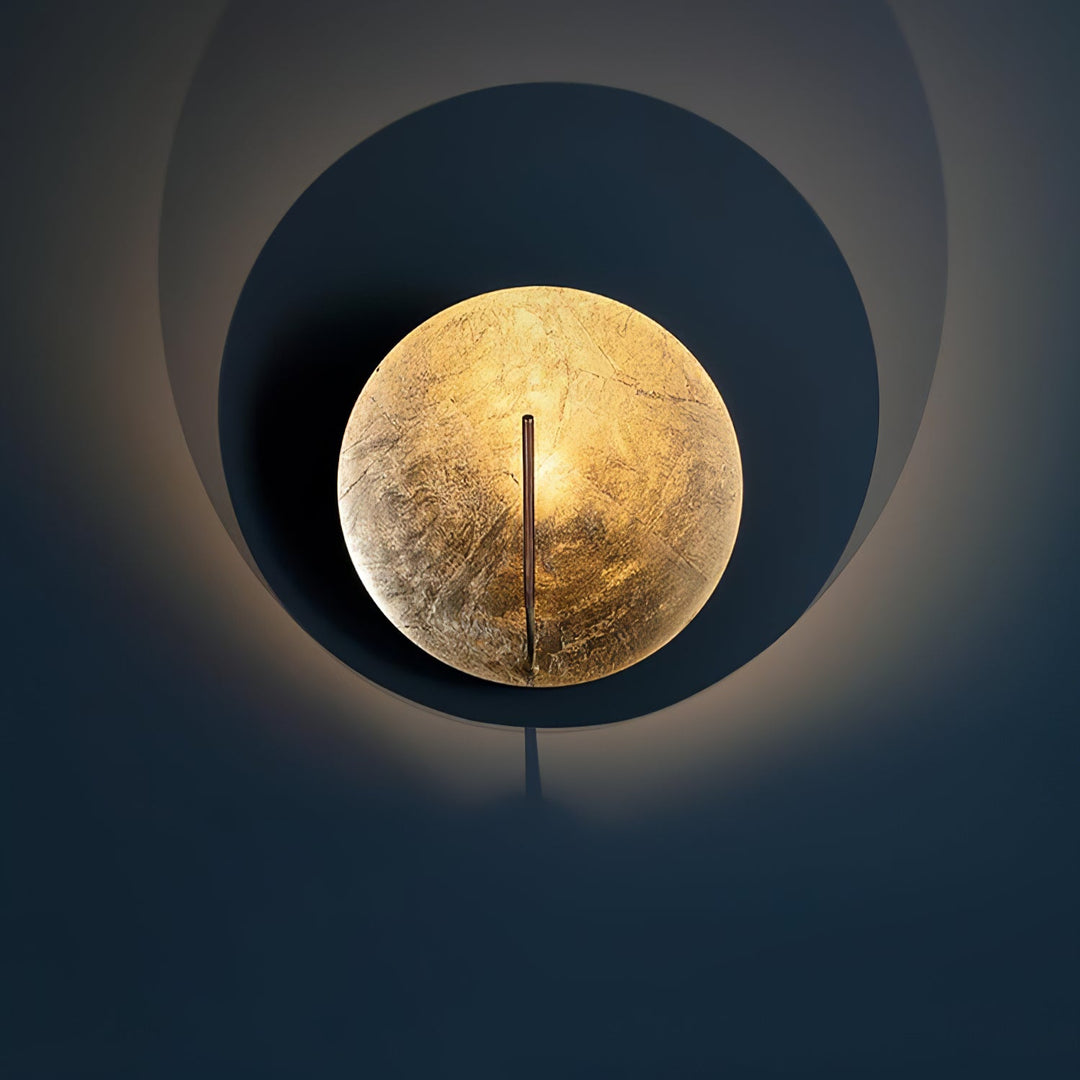 Golden Aura Wall Light - Vakkerlight
