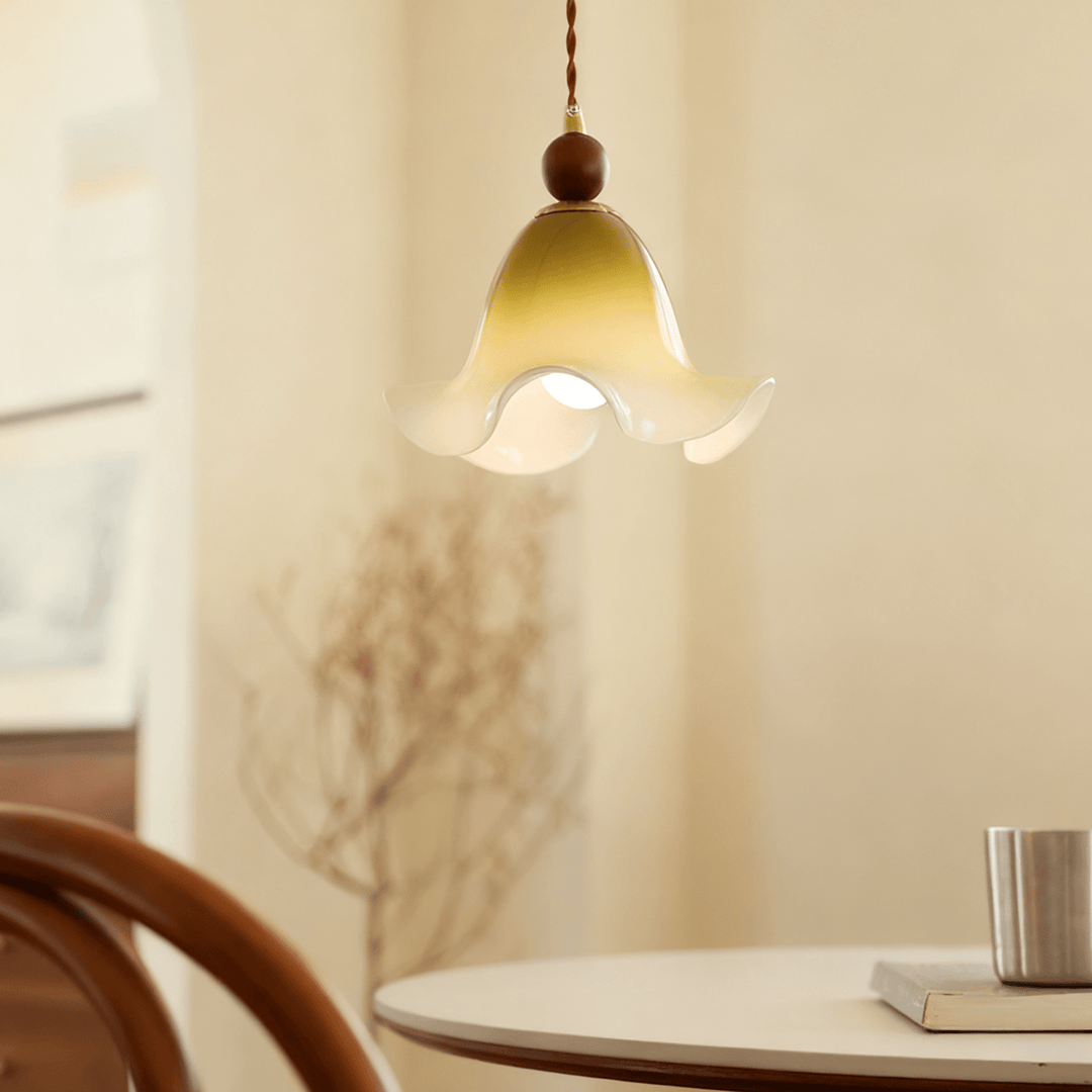 Gradient Petal Pendant Lamp - Vakkerlight