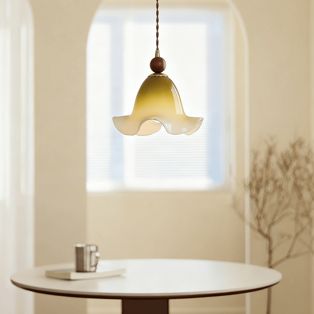 Gradient Petal Pendant Lamp - Vakkerlight
