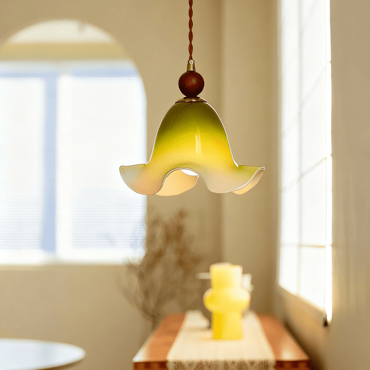 Gradient Petal Pendant Lamp - Vakkerlight