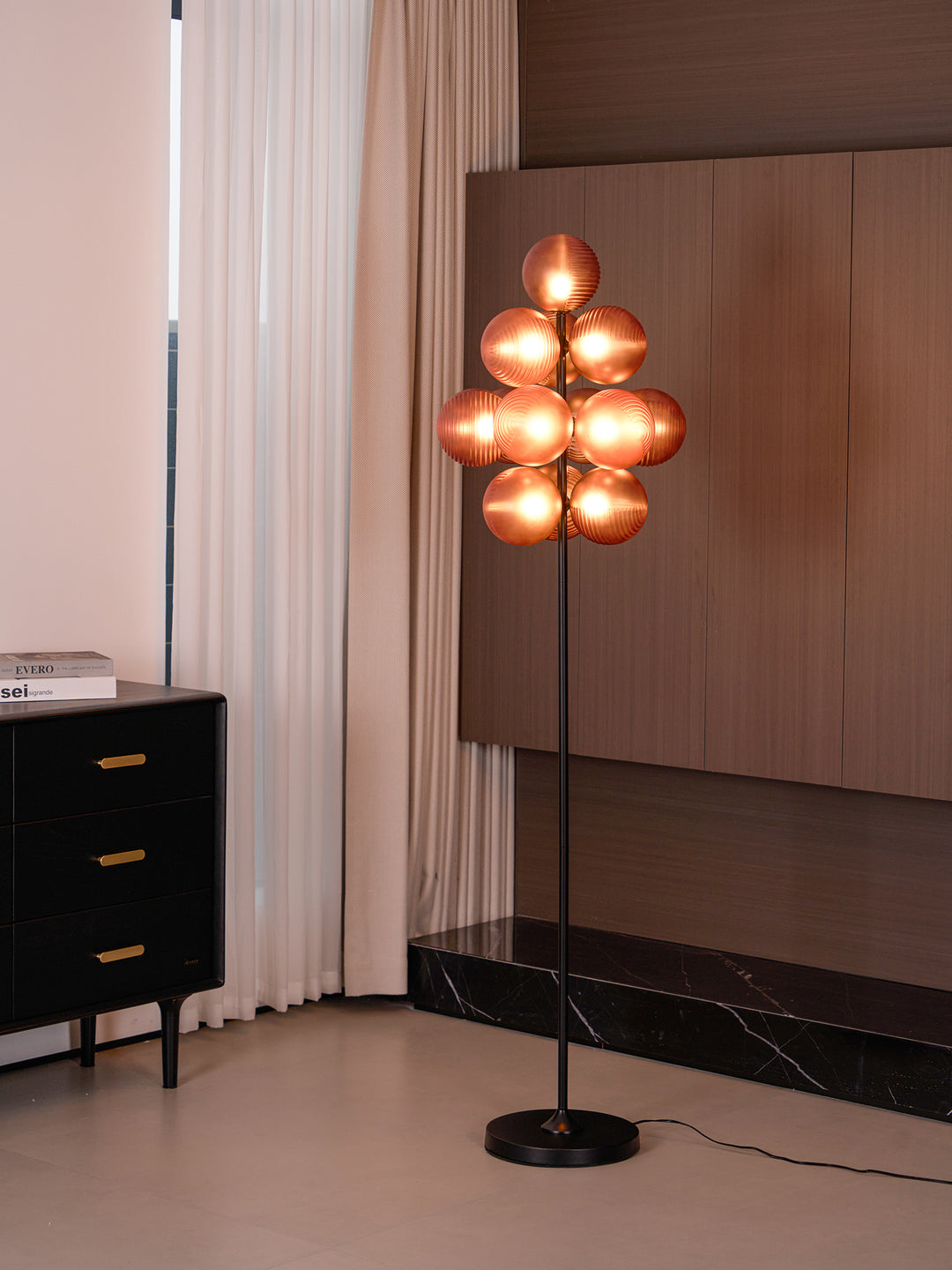 Grape Floor Lamp - Vakkerlight