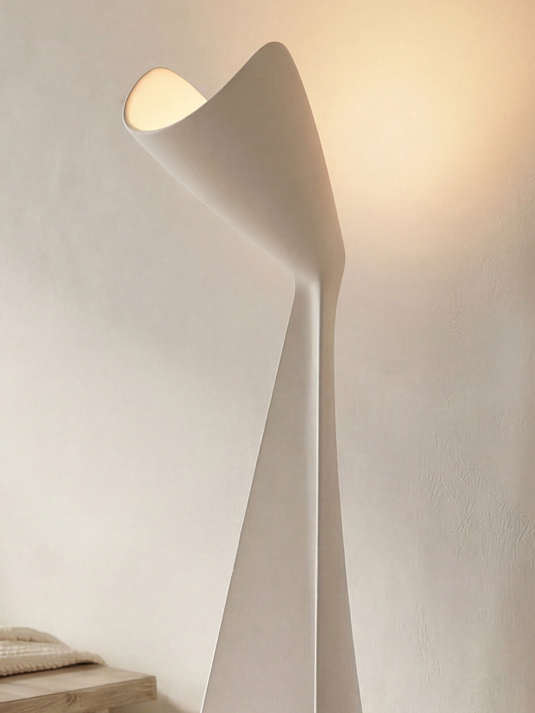 Gresia Sculptural Floor Lamp