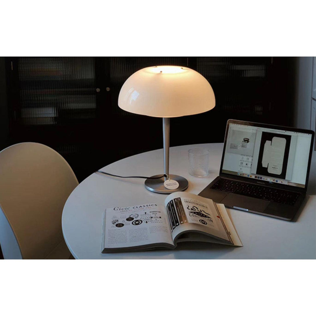 Wuzzini Table Lamp - Vakkerlight