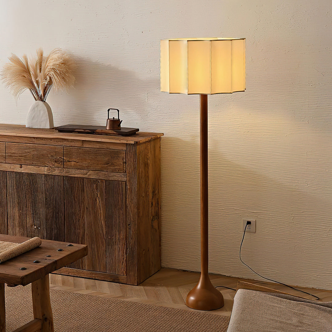 Hakka Floor Lamp - Vakkerlight