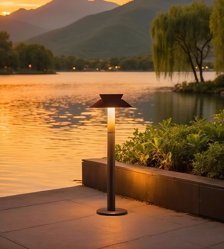 Halo Stem Outdoor Path Light - Vakkerlight