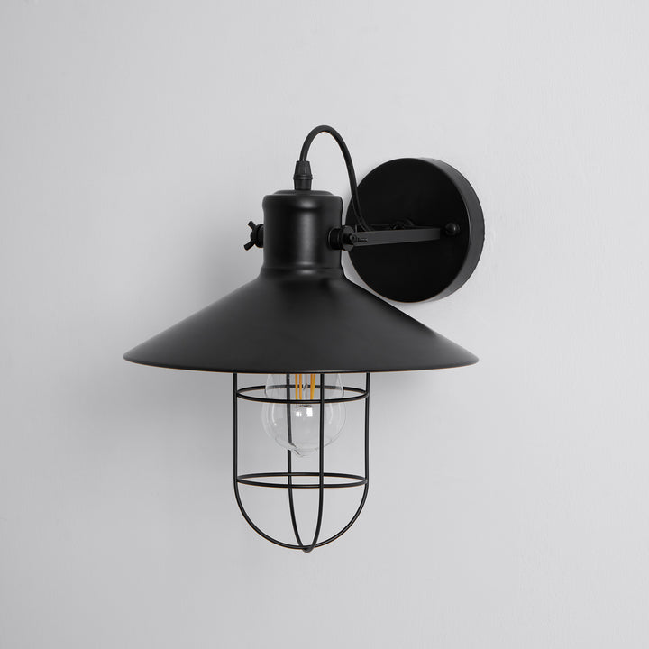 Harbour Industrial Wall Light - Vakkerlight