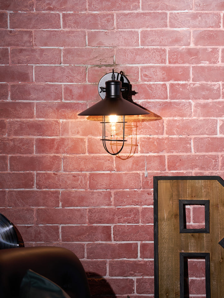 Harbour Industrial Wall Light - Vakkerlight