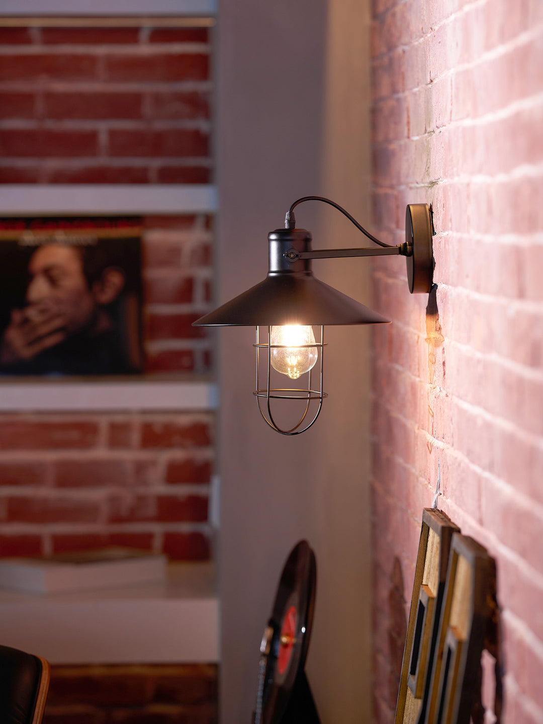 Harbour Industrial Wall Light - Vakkerlight