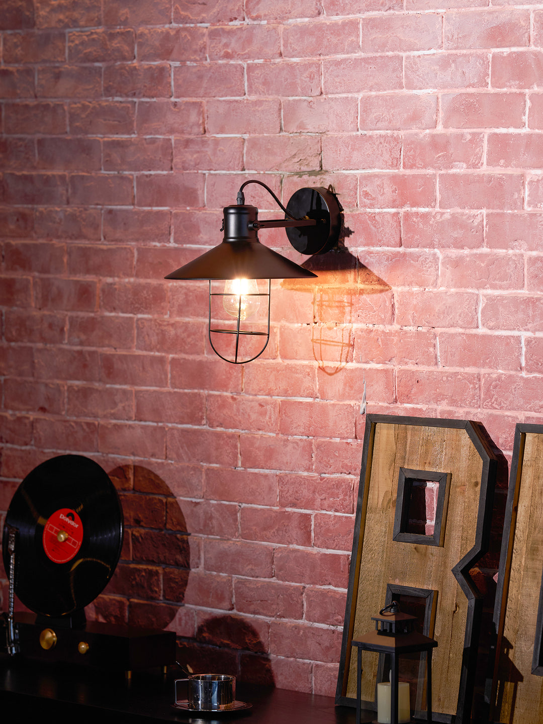 Harbour Industrial Wall Light - Vakkerlight