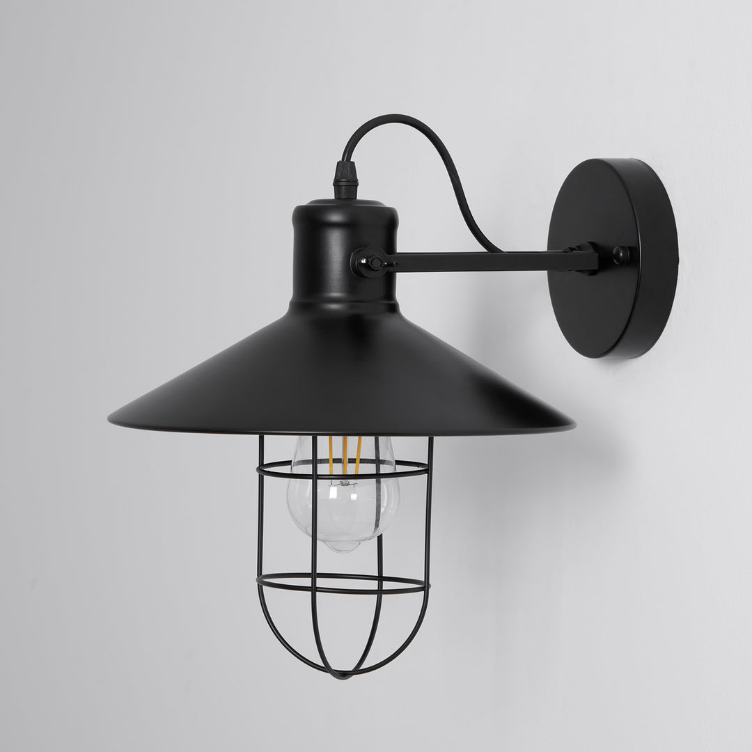 Harbour Industrial Wall Light - Vakkerlight