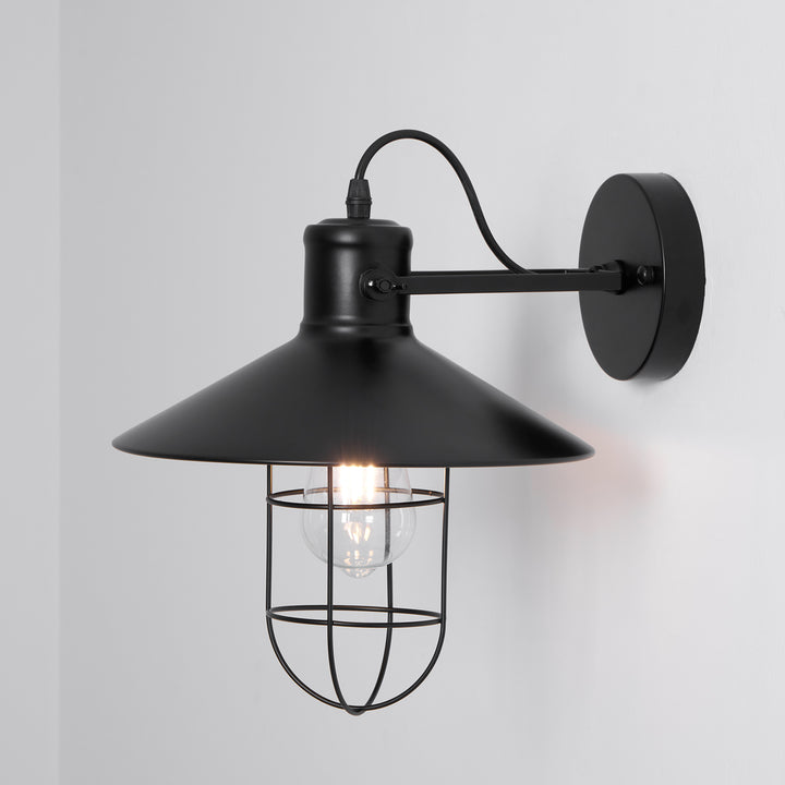 Harbour Industrial Wall Light - Vakkerlight