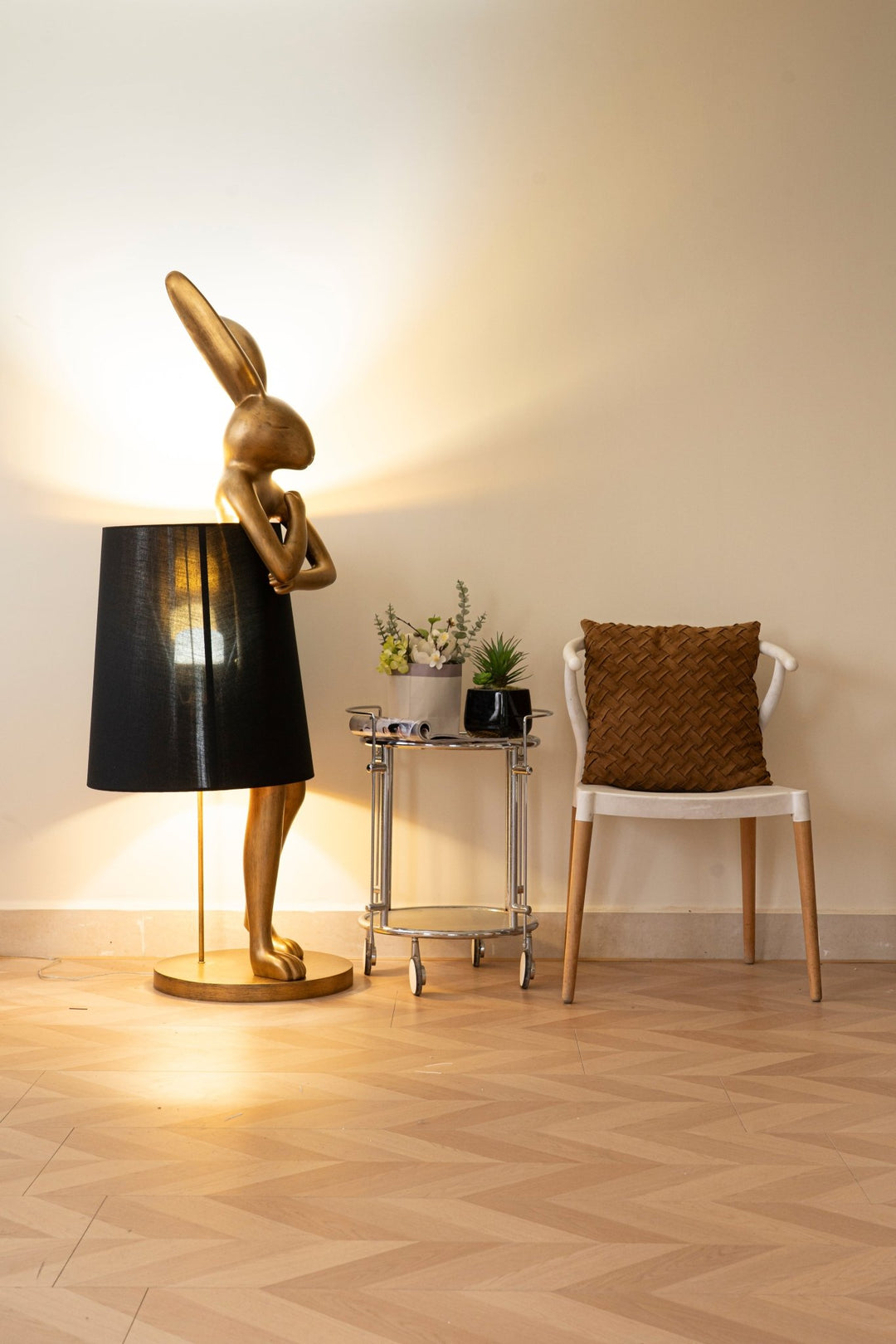 Hare Silhouette Table Lamp - Vakkerlight