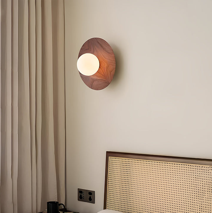 Harmonia Wooden Wall Light - Vakkerlight