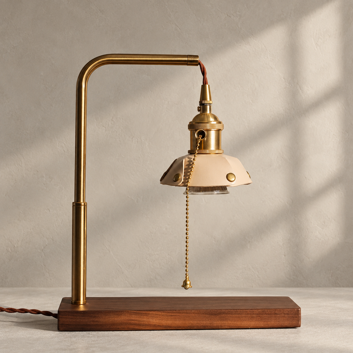 Harnik Retro Table Lamp