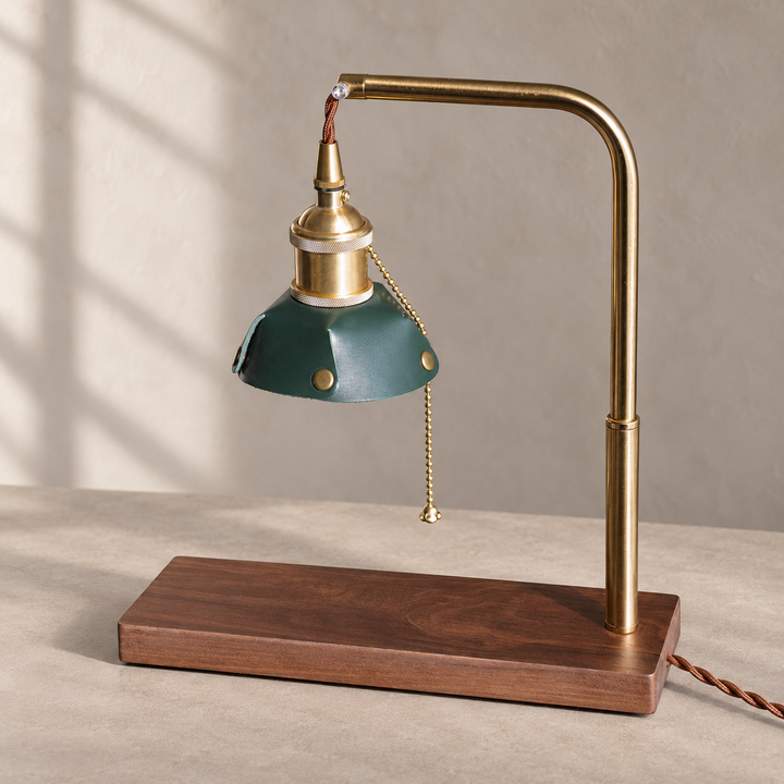 Harnik Retro Table Lamp