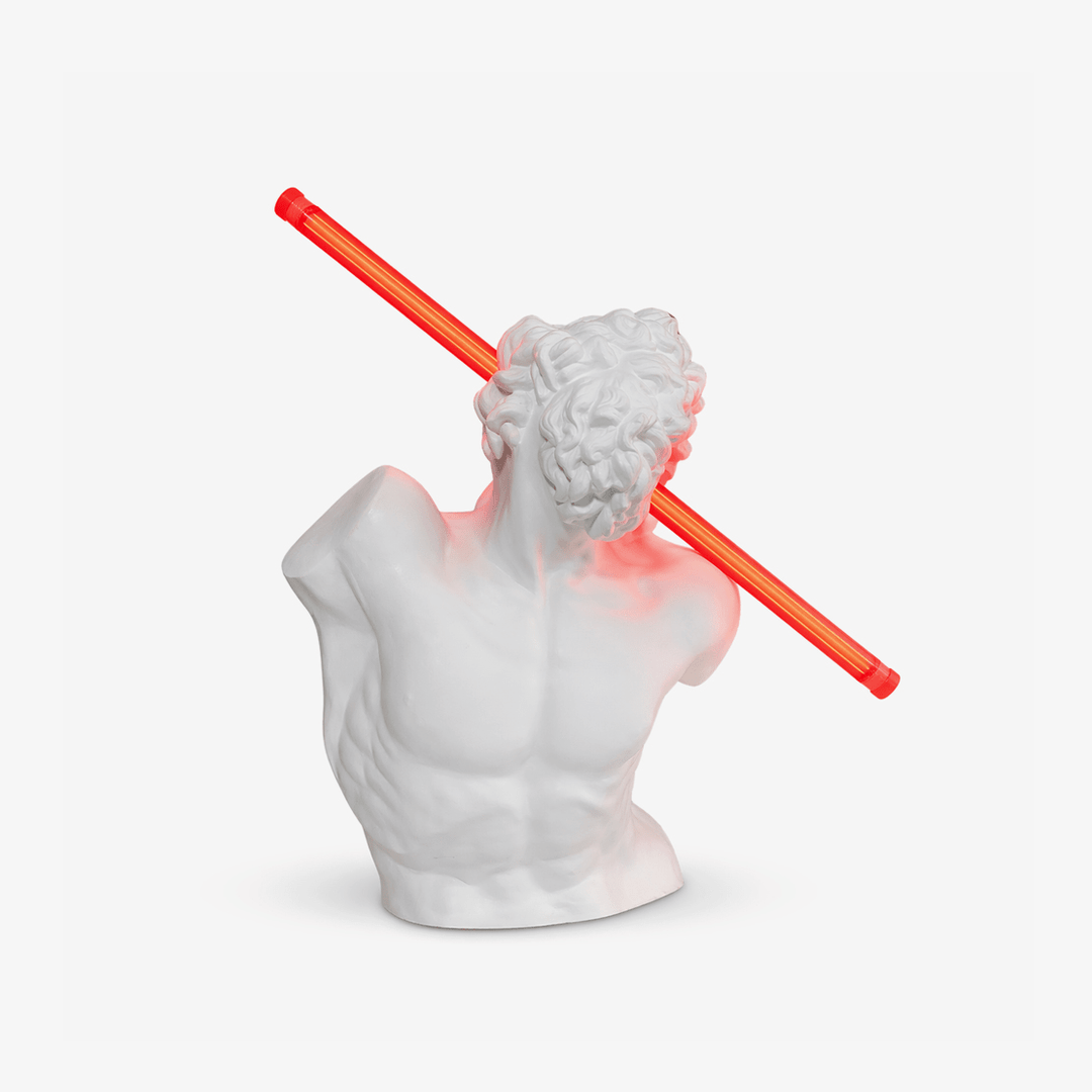 Helios Strike Sculpture Lamp - Vakkerlight