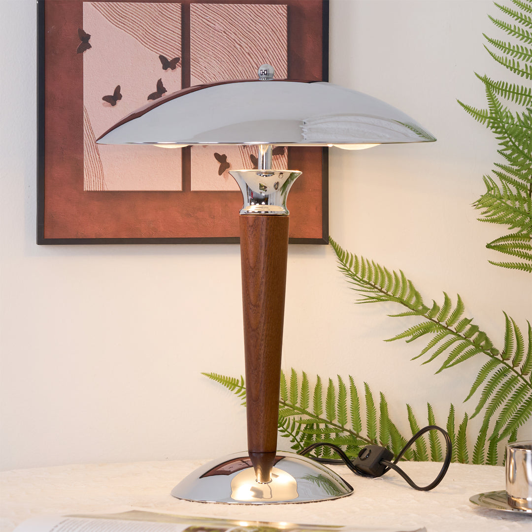 Helmet Table Lamp - Vakkerlight