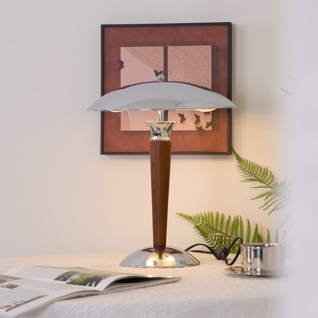 Helmet Table Lamp - Vakkerlight