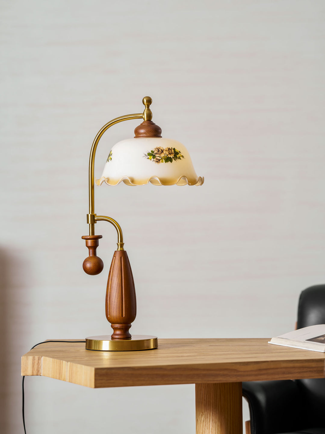Heritage Bloom Table Lamp - Vakkerlight