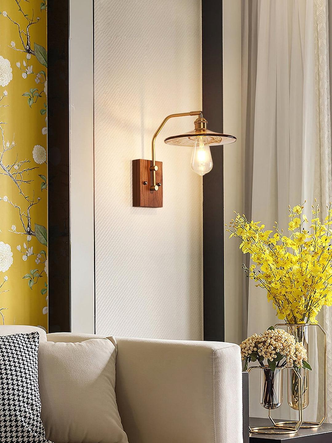 Heritage Walnut Wall Lamp - Vakkerlight