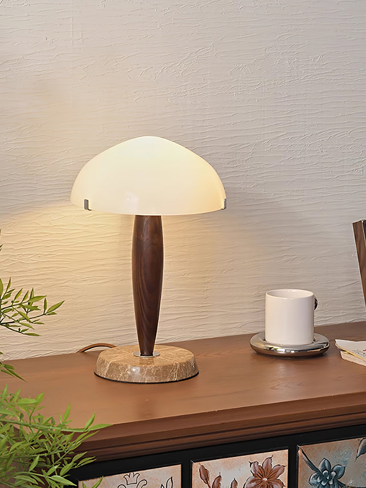 Emerson Table Lamp - Vakkerlight