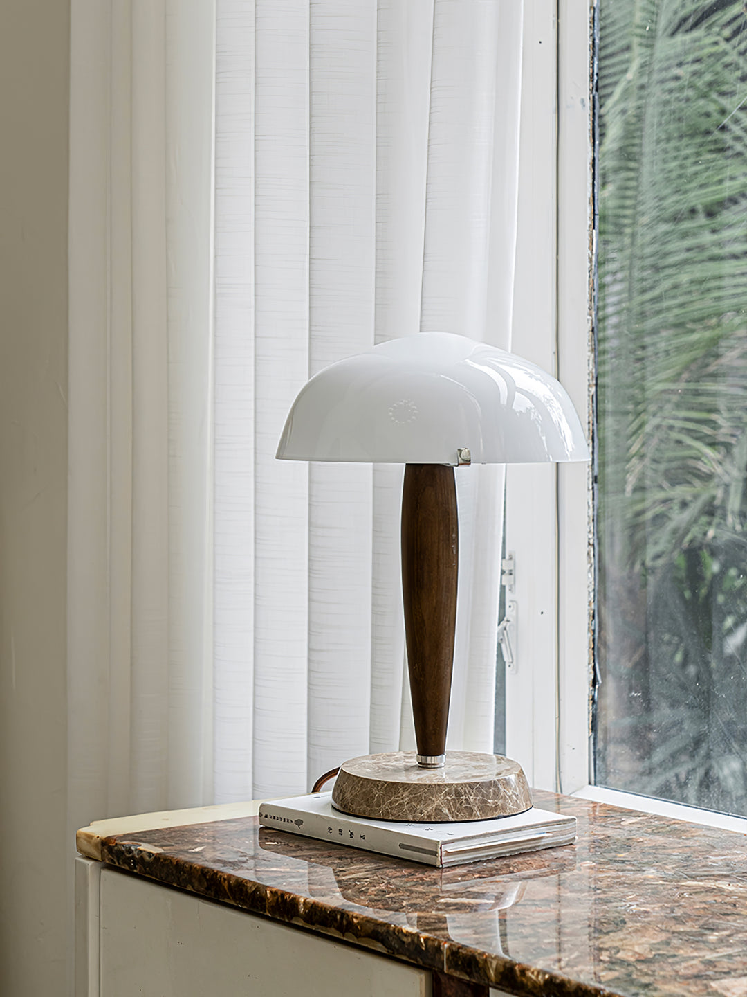 Emerson Table Lamp - Vakkerlight