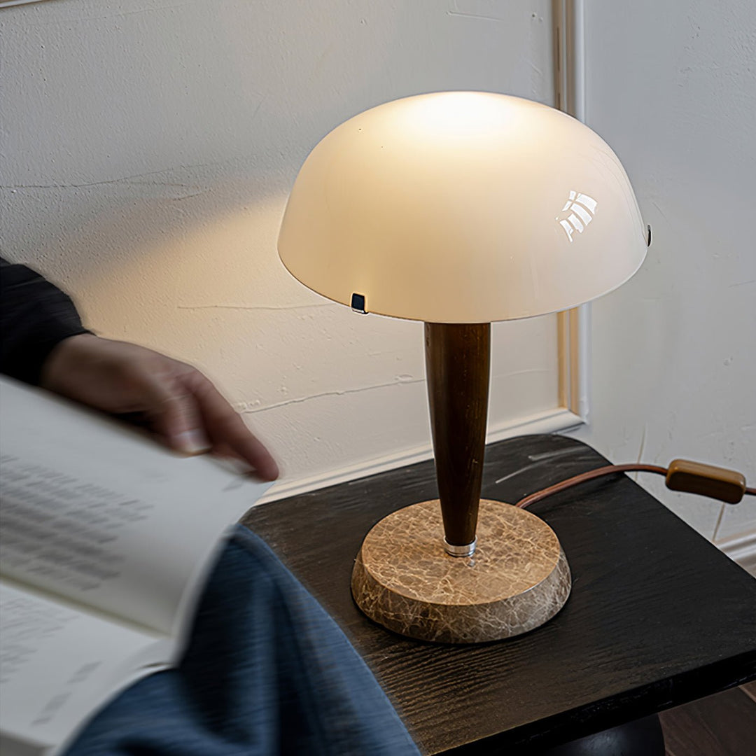 Emerson Table Lamp - Vakkerlight