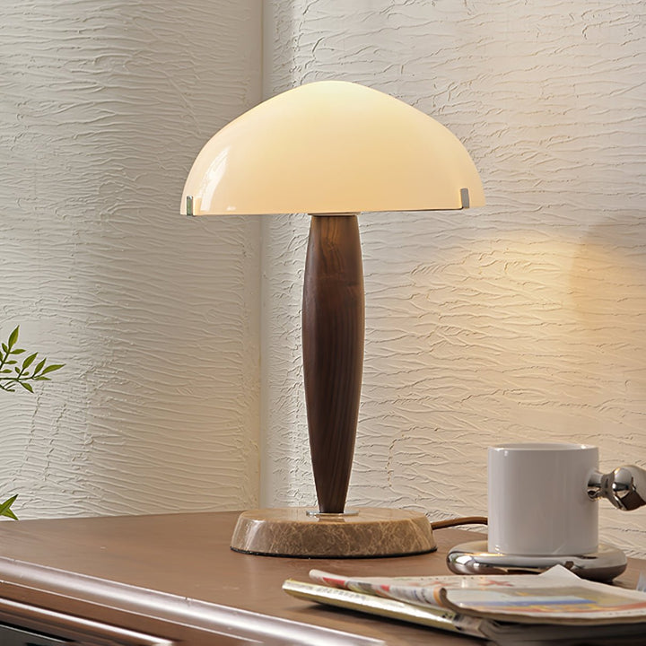 Emerson Table Lamp - Vakkerlight