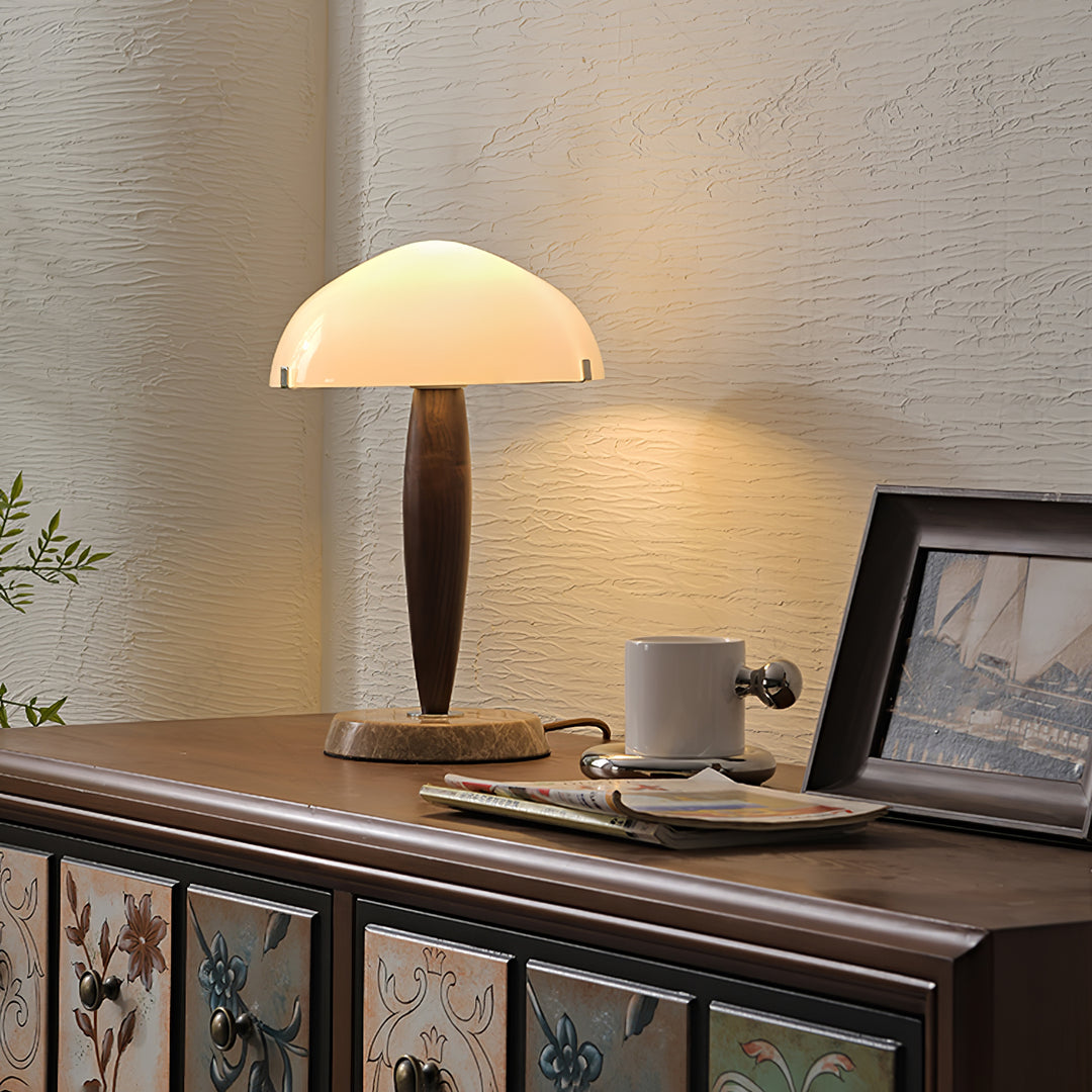 Emerson Table Lamp - Vakkerlight