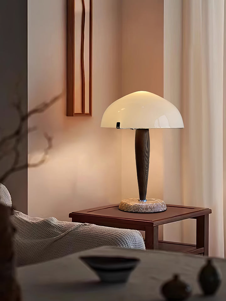 Emerson Table Lamp - Vakkerlight