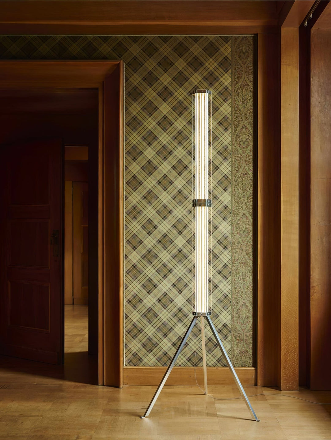 Hexagonal Glass Floor Lamp - Vakkerlight