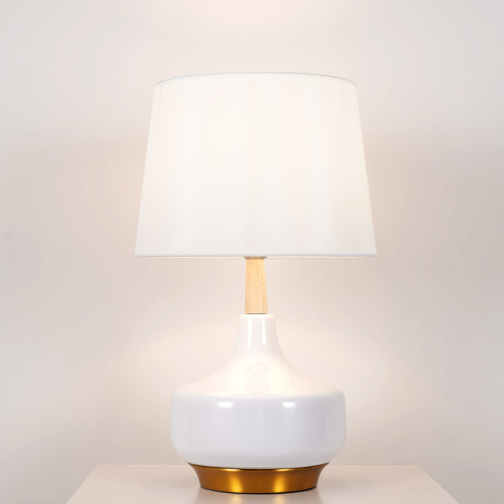 Hilo Table Lamp - Vakkerlight