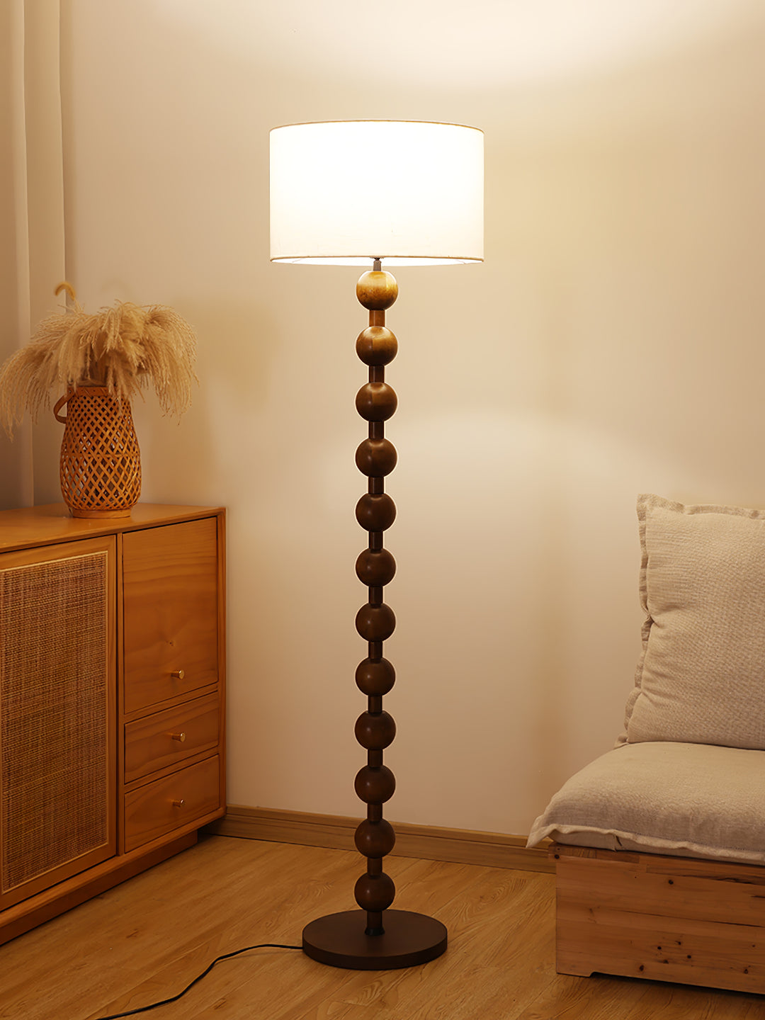 Hugo Barbell Floor Lamp