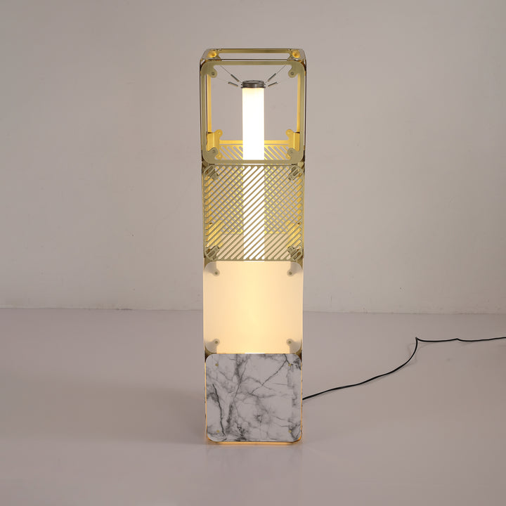 Hyperqube Stehlampe