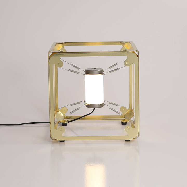 Hyperqube Tischlampe