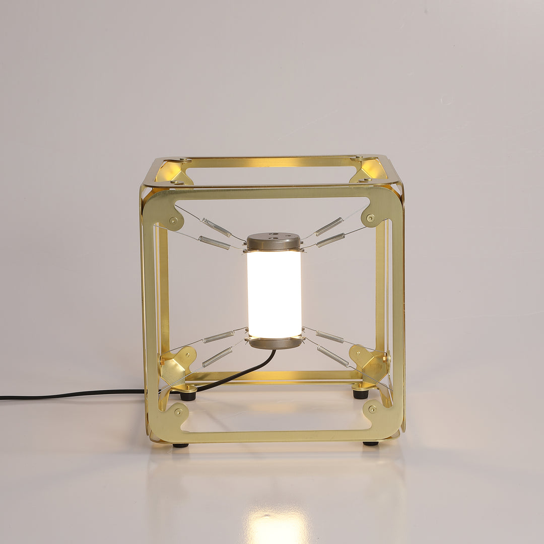 Hyperqube Tischlampe