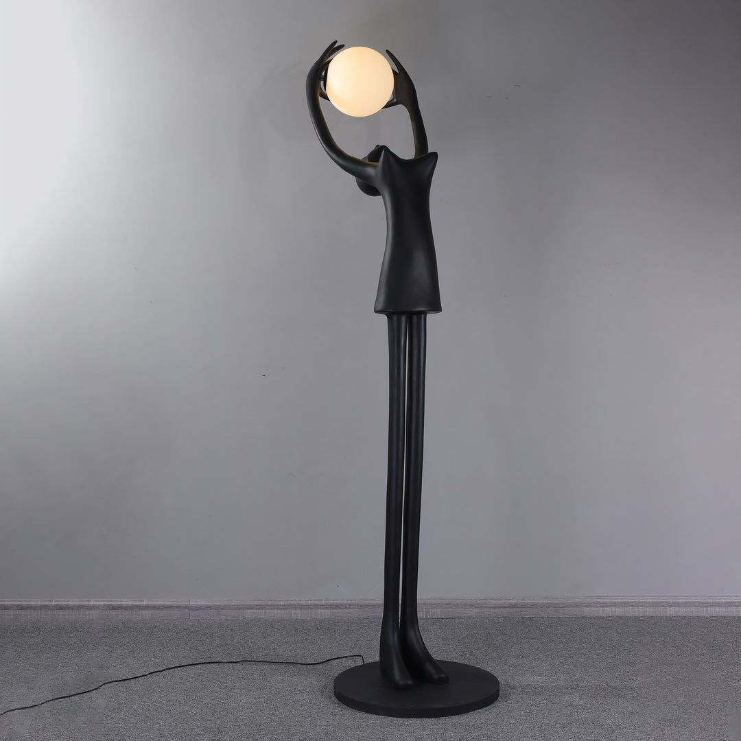 Liora Sculpture Floor Lamp - Vakkerlight