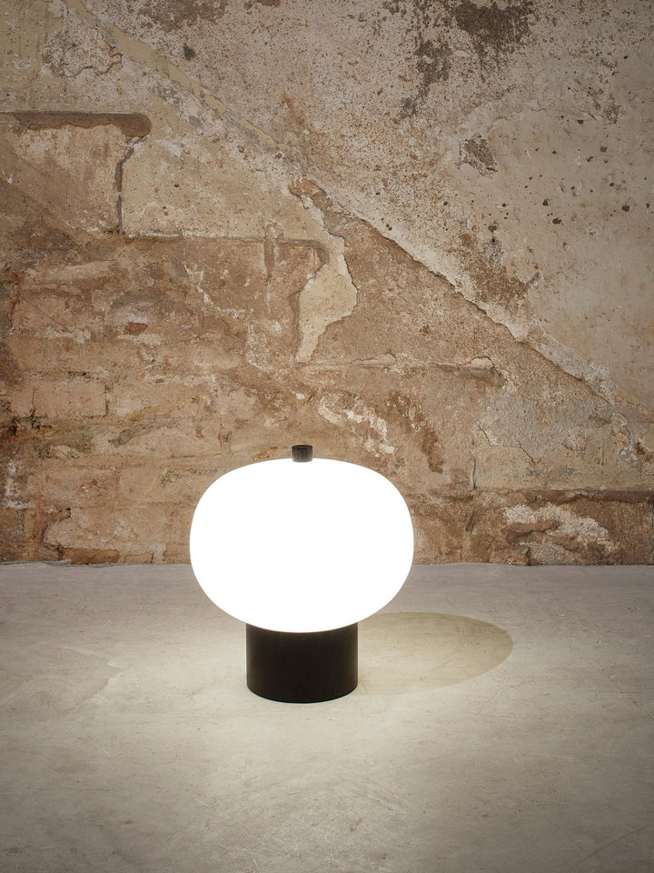 Ilargi Table Lamp - Vakkerlight