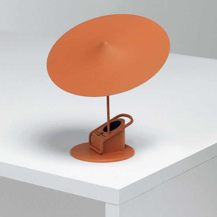 Ile Table Lamp - Vakkerlight