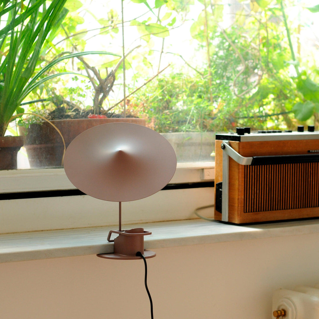 Ile Table Lamp - Vakkerlight